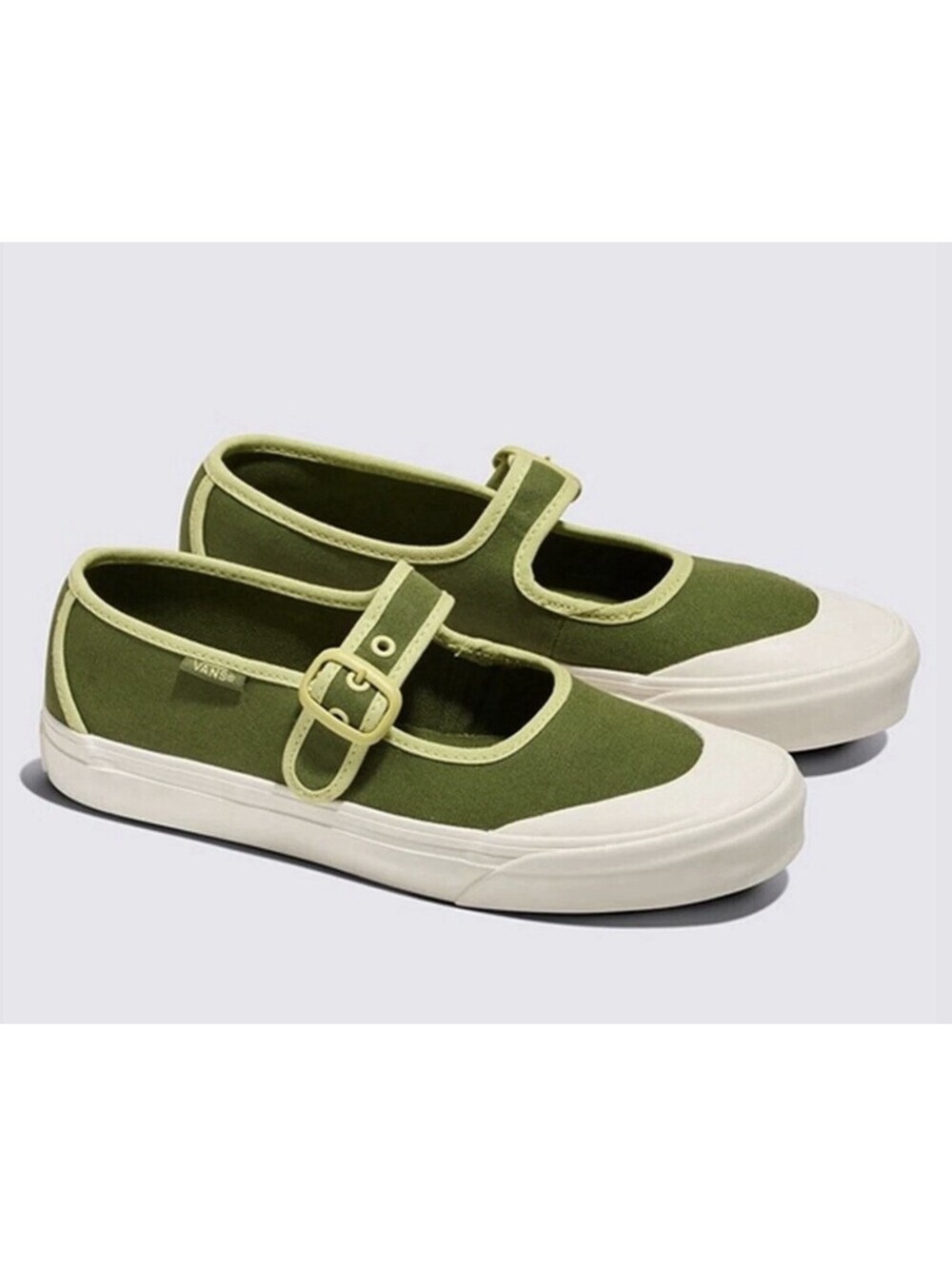 New VANS Womens MARY JANE SHOES VN000CRRCX1 GREEN / WHITE US Women’s 7 With Box!